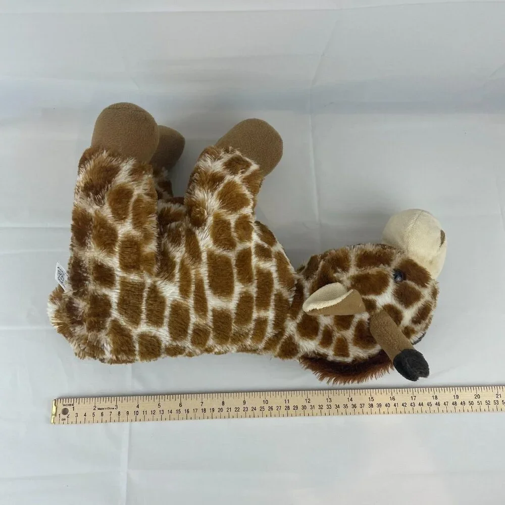 Fiesta Sitting Giraffe 15
